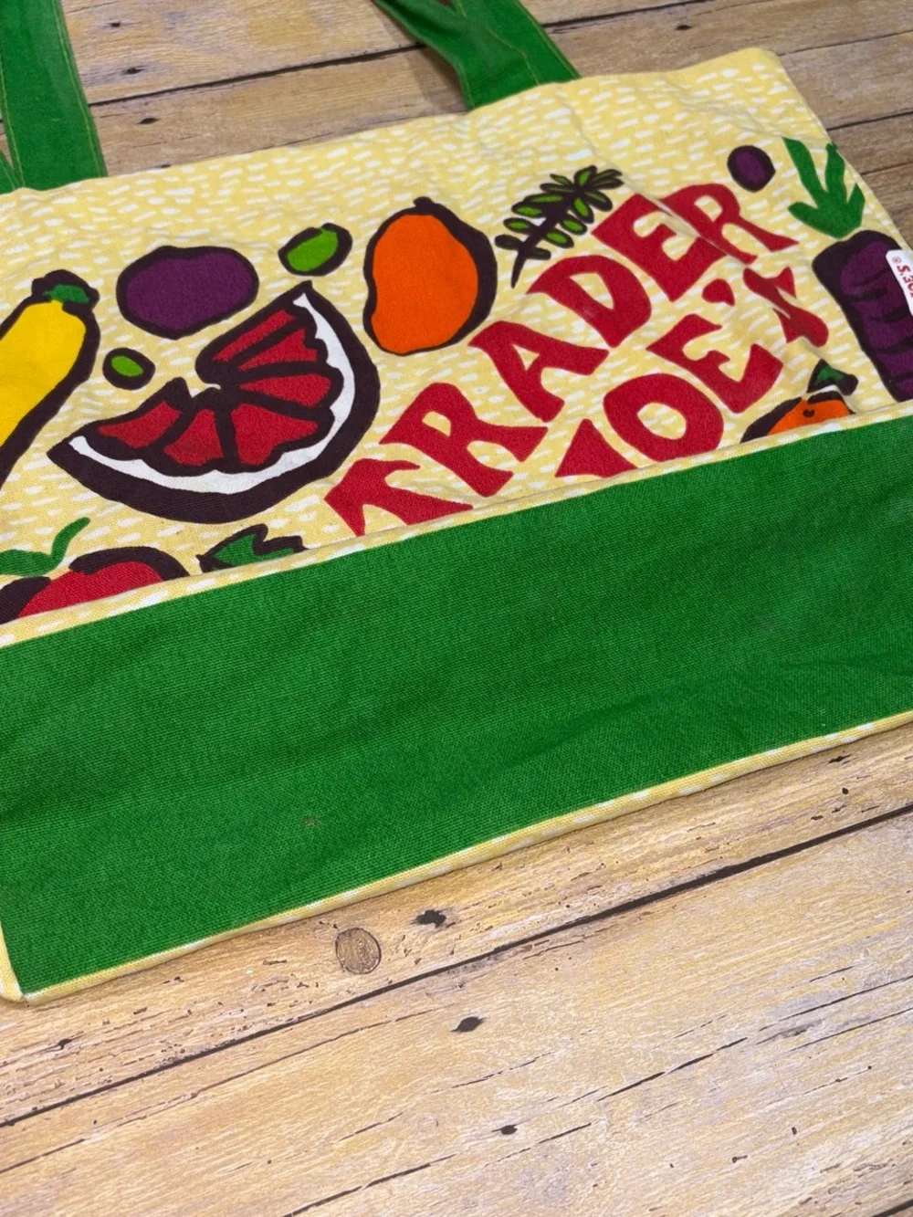 Vintage style Trader Joe's Reusable Tote Bag - Yellow & Green Fruit & Veg Print